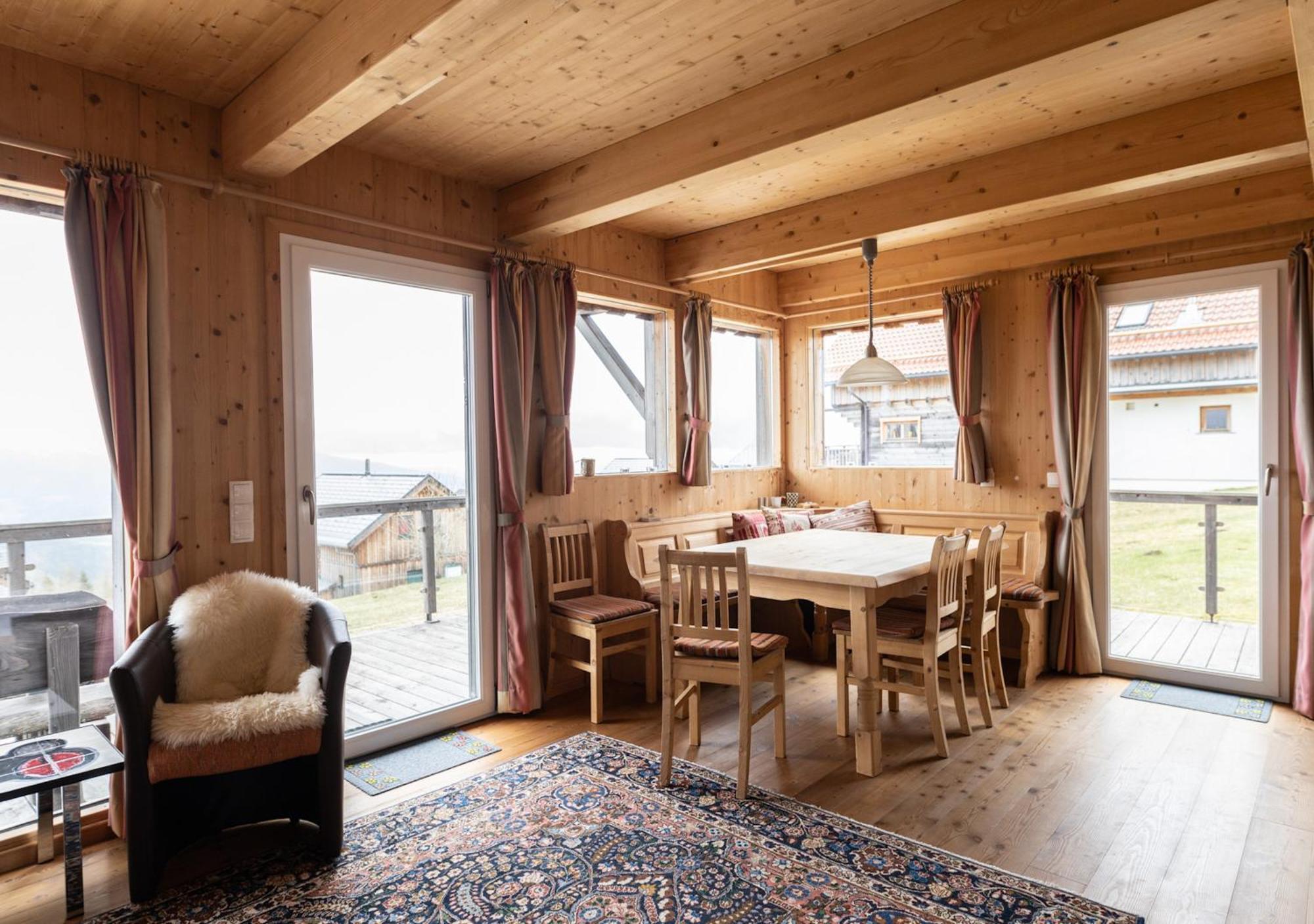 1A Chalet '4 Jahreszeiten' Ski Fahren Und Jacuzzi Mit Aussicht! Bad Sankt Leonhard im Lavanttal Exterior foto