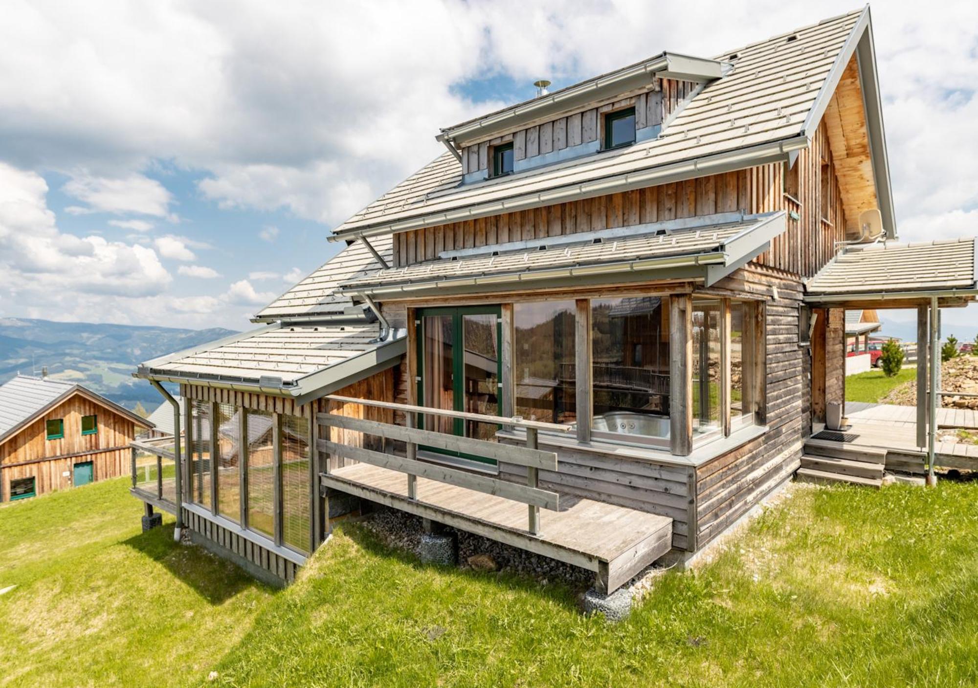 1A Chalet '4 Jahreszeiten' Ski Fahren Und Jacuzzi Mit Aussicht! Bad Sankt Leonhard im Lavanttal Exterior foto